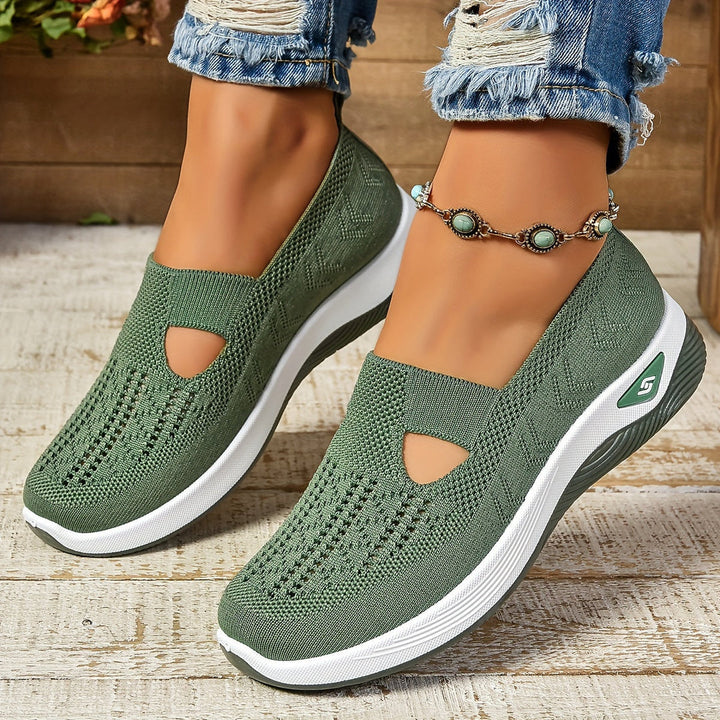Orthopädische Alltagsschuhe mit Dämpfung, bieten optimalen Komfort für Damen & Herren.