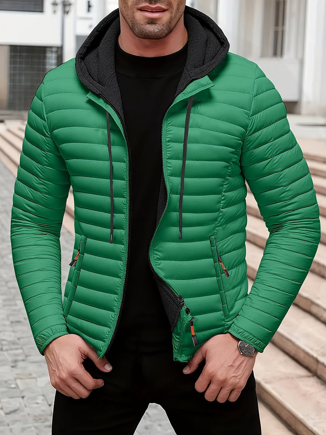 Herren Stepp-Kapuzenjacke mit Reißverschluss. Warme Freizeitjacke für Herrenmode, auch in großen Größen.