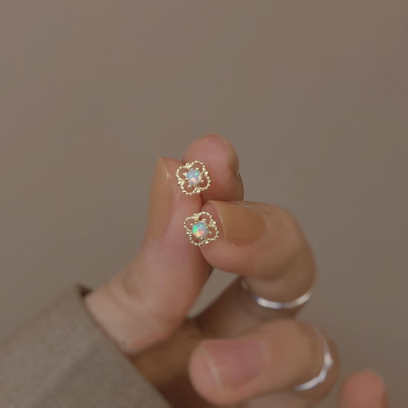 Elegante Damen Opal Ohrringe: Quadratisch, Vintage-Design, edler Schmuck für besondere Anlässe.