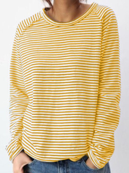Zeitloses Damen Longsleeve gestreift, bequemes Langarmshirt mit Rundhals für einen klassischen Look.