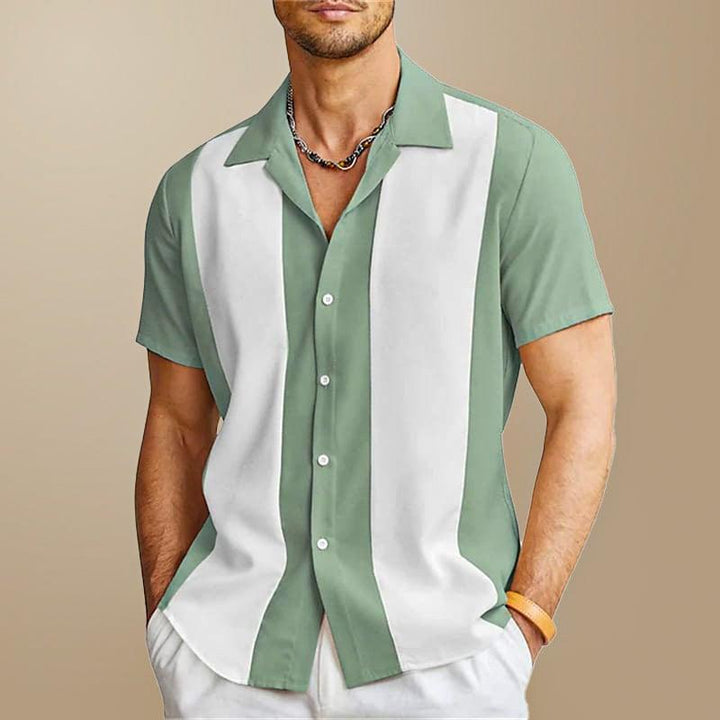 Herren Kurzarmhemd mit Colorblock-Streifen für einen stilvollen und lässigen Sommerlook.