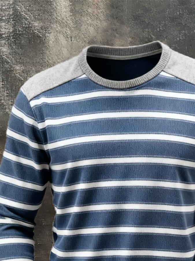 Blaues Herren T-Shirt, gestreift, in regulärer Passform. Perfekte Alltagskleidung für jeden Mann.