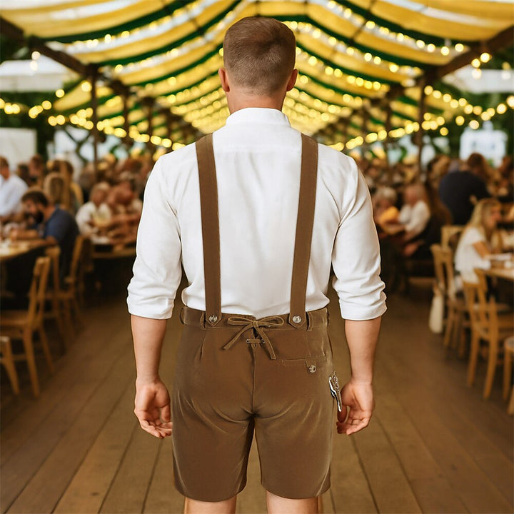 Authentische bayerische Trachten Lederhose für Herren mit detailreicher Stickerei. Klassische Festmode.
