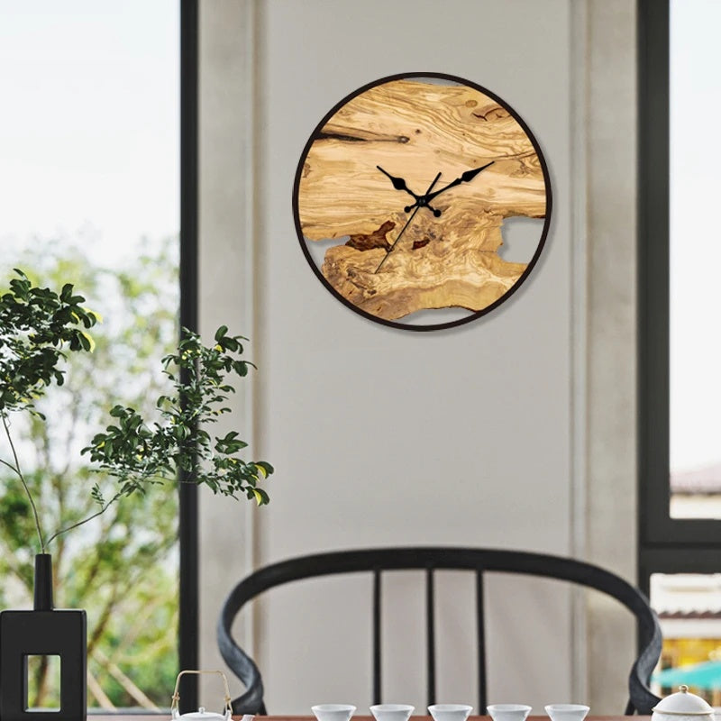 Transparentes Design Wanduhr "Glimmor" für modernes Wohnen. Ideal für Wohnzimmer und Büros.