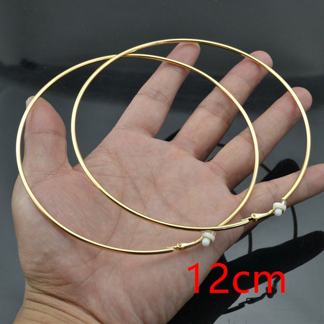 Zarte Roségold Clip Ohrringe für Damen, Piercing-frei, bequemer Schmuck für jeden Tag.