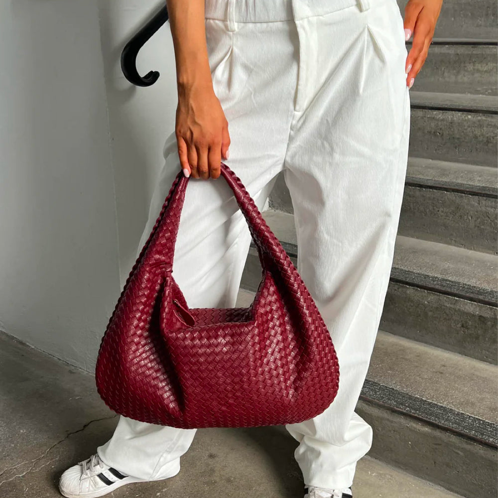 Hochwertige Kunstleder Tote Bag für Damen, strukturiert und geräumig, ideal für Arbeit und Freizeit.