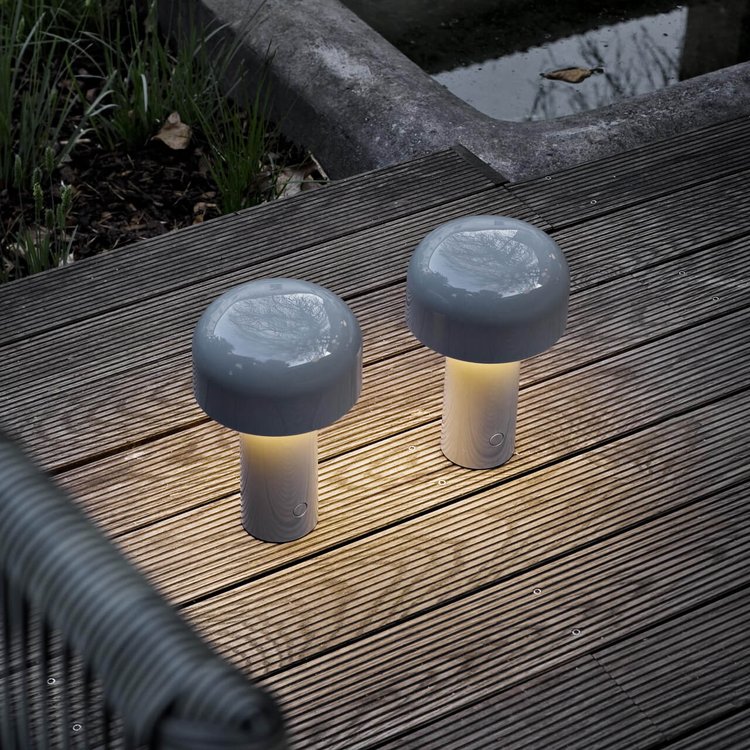 Vielseitige Pilzlampe, kabellose LED Tischleuchte mit Farbwechsel für jede Gelegenheit.