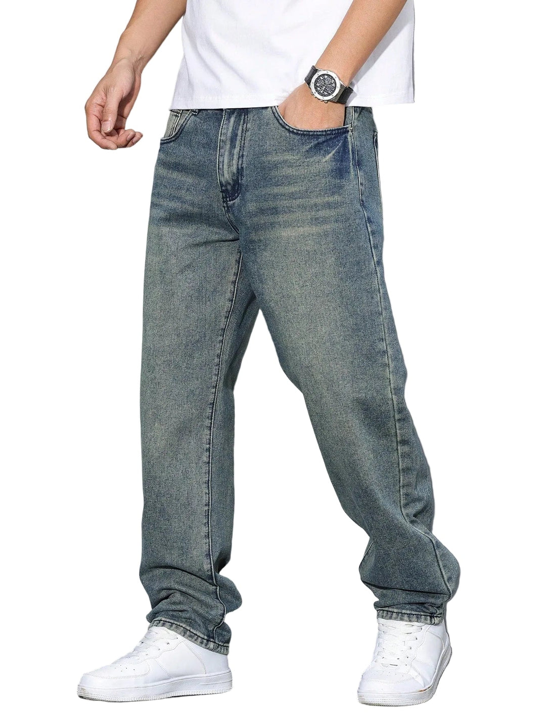 Bund und Reißverschluss der Herren Straight Leg Jeans. Robuste Verarbeitung für langanhaltenden Komfort.
