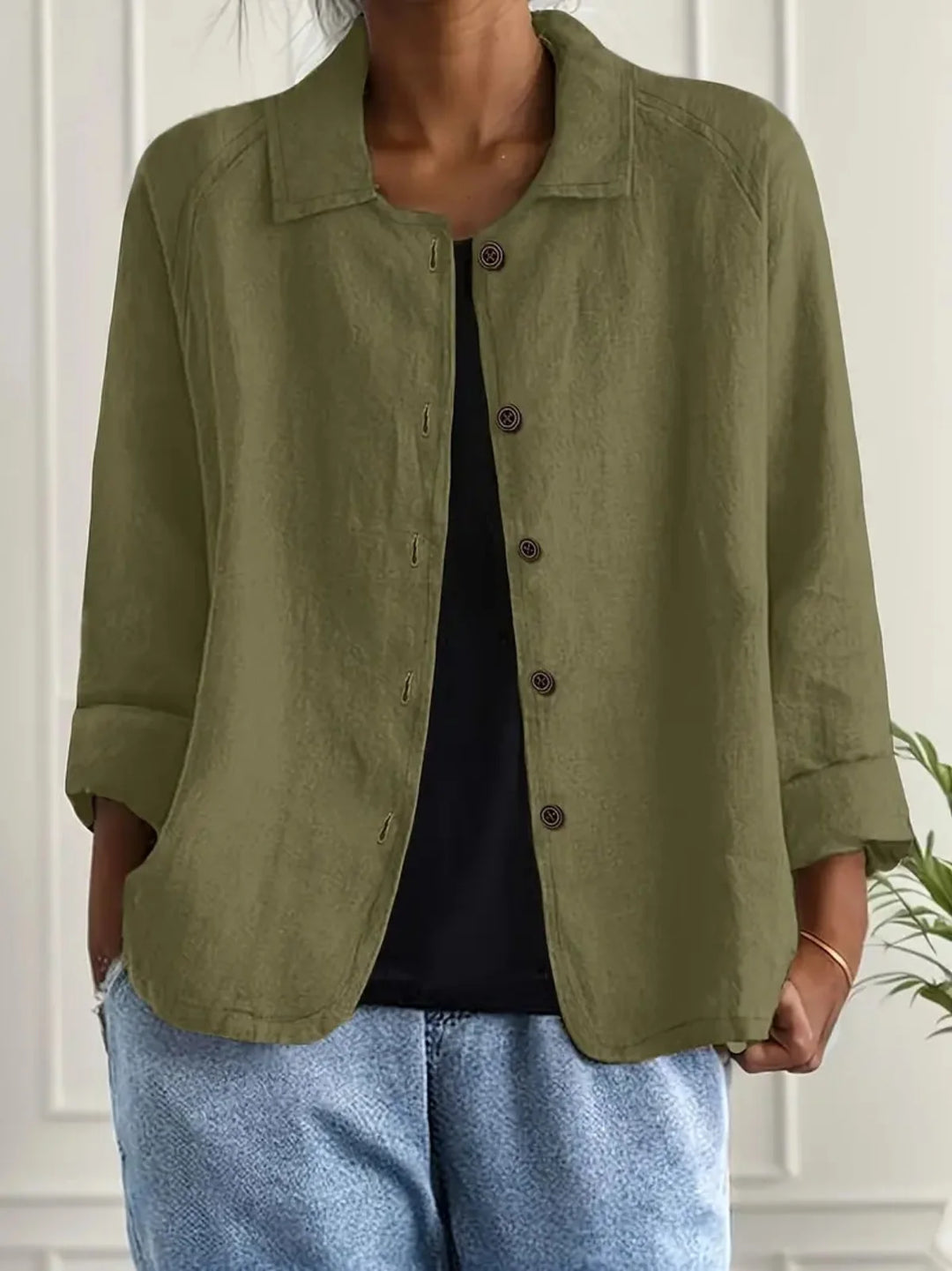 Vielseitige Damen Übergangsjacke mit Knopfleiste; perfekt als Freizeitjacke oder für den casual Alltag.