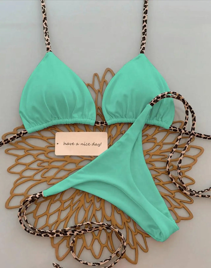 Auffälliges Damen Leopardenmuster Tanga Bikini-Set, sexy Bademode.