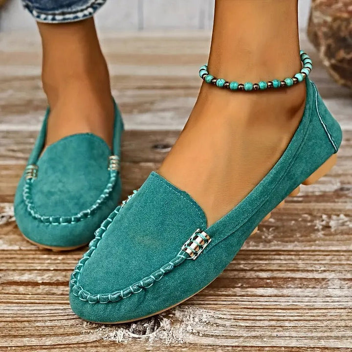 Casual Easy-On Damen Alltagsschuhe. Bequeme flache Halbschuhe für Damen, ideal für einen entspannten Look.