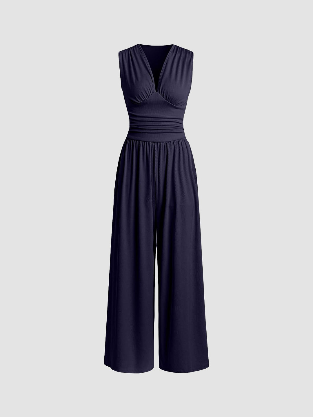 Damen Overall mit elegantem weitem Bein und ärmellosem Design, ideal für stilvolle Sommer-Outfits.