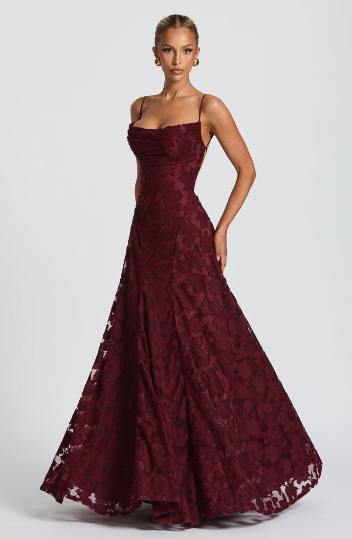 Edles Damen A-Linien Maxikleid, lang, mit exquisiter Stickerei für Abendveranstaltungen.