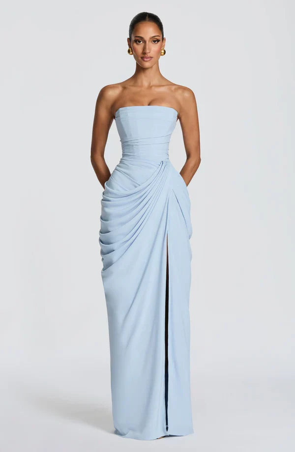 Elegantes trägerloses Damen Maxikleid, Korsett-Oberteil, Beinschlitz, Rückenschnürung.