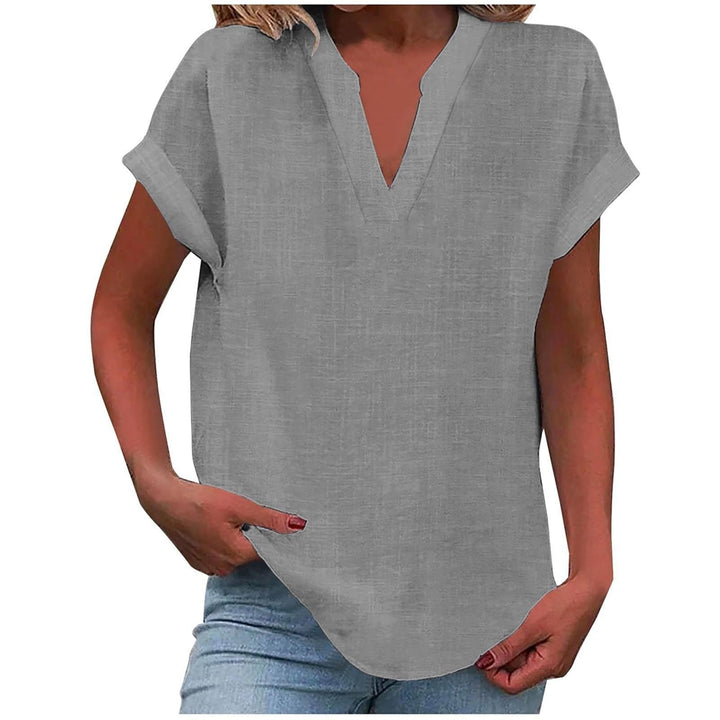 Elegante Business Casual Damenbluse mit V-Ausschnitt, vielseitig kombinierbar für einen smarten Büro-Look.