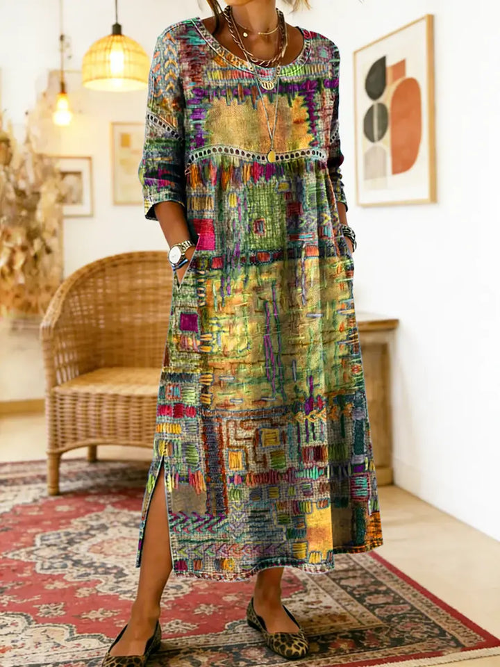 Vielseitiges Damen Patchwork-Kleid, Ethno-Muster, geeignet als Freizeit- & Abendkleid im Herbst.
