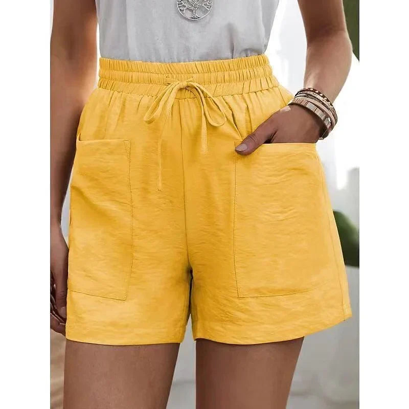Gefaltete Damen High Waist Shorts, ein Must-have für jede Sommergarderobe, praktisch und stilvoll.