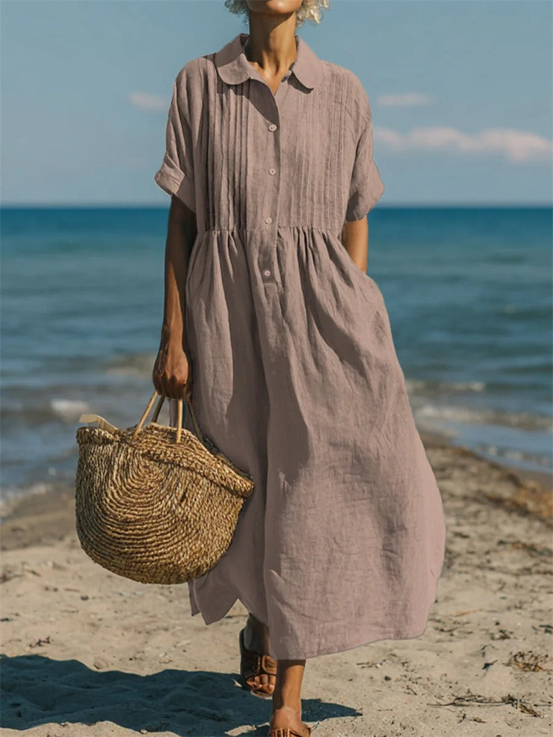 Feminines Damen Urlaubskleid mit Pintucks, komfortabel und schick für sonnige Tage.