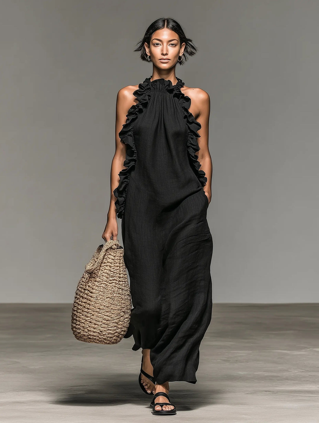 Elegantes Rüschenkleid Damen, ärmelloses Maxikleid für Sommer. Luftig, lang und festlich.