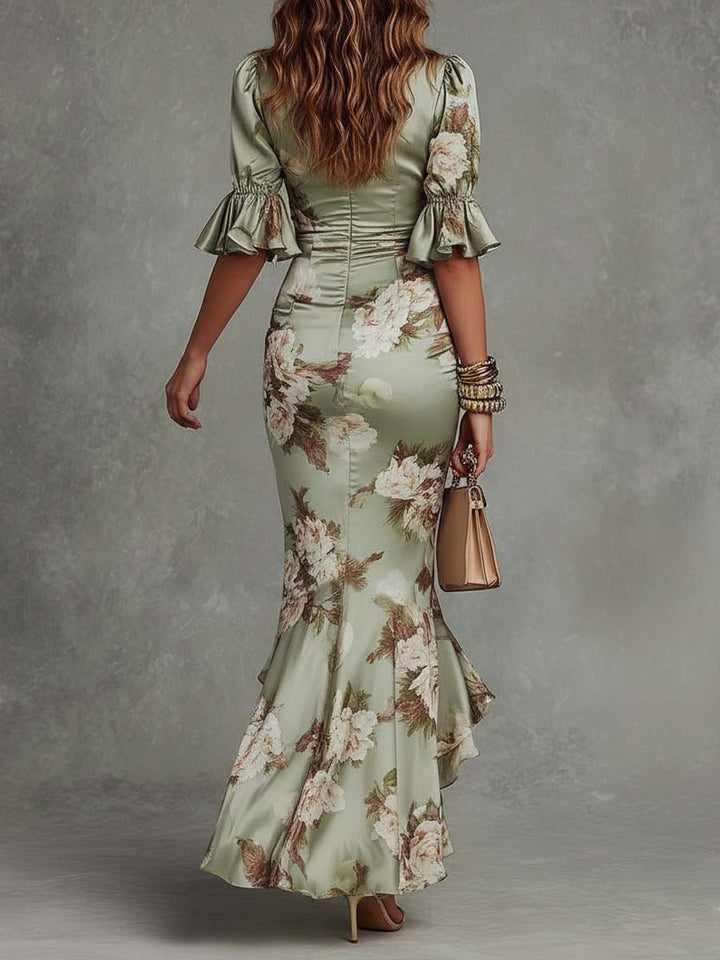 Grünes Damen Maxikleid mit elegantem Blumenmuster & tiefem V-Ausschnitt, ideal als Hochzeitsgast- oder Abendkleid.