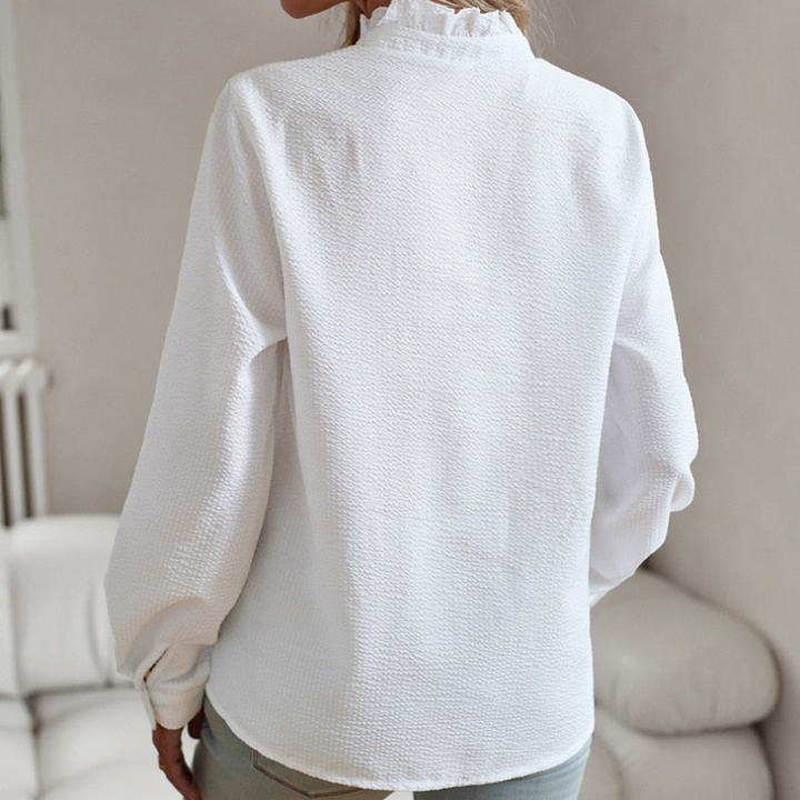 Modische Business Bluse Sophia mit Streifen. Bequeme Langarmbluse, ideal für einen eleganten Auftritt.