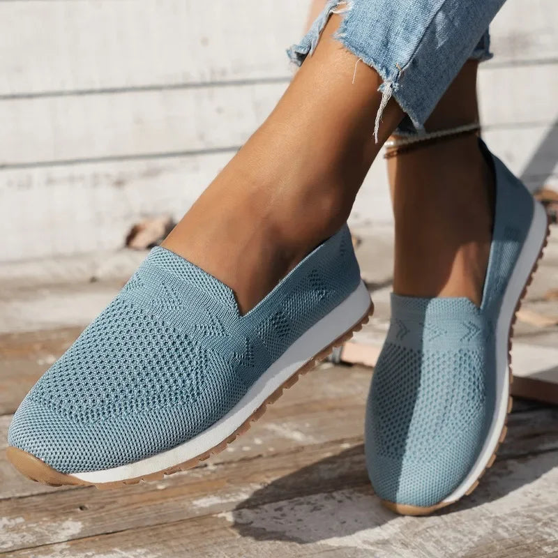 Orthopädische Slipper Olivia für Damen. Komfortable Alltagsschuhe, fördern Fußgesundheit, ideal als Sommerschuh.