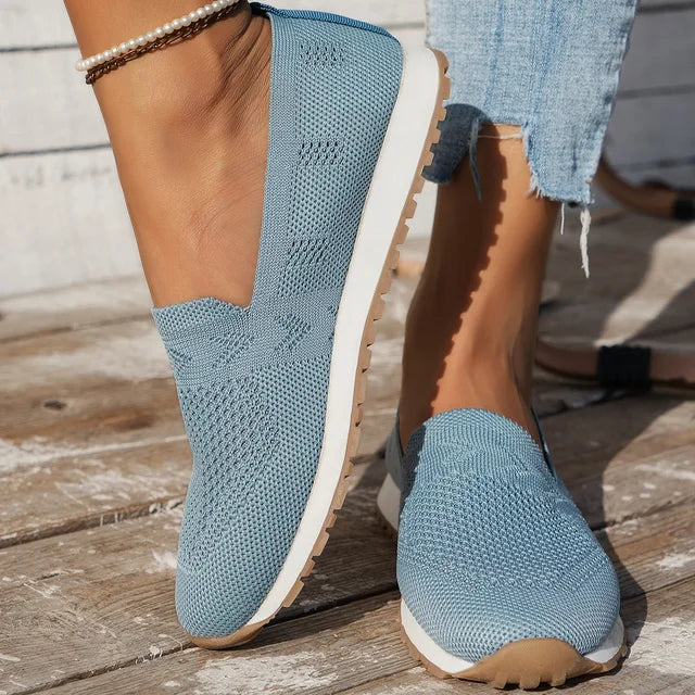 Komfortable orthopädische Damen Slipper Olivia. Perfekte Bequemschuhe für Frühjahr und Herbst, fördern Fußgesundheit.