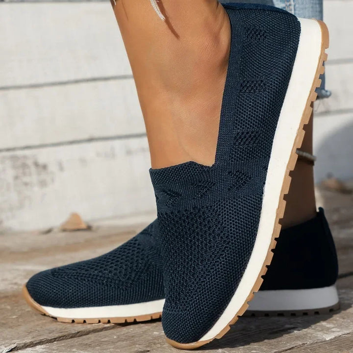 Elegante Damen Slipper Olivia. Orthopädische Komfortschuhe für Fußgesundheit, ideal für Frühling und Sommer.