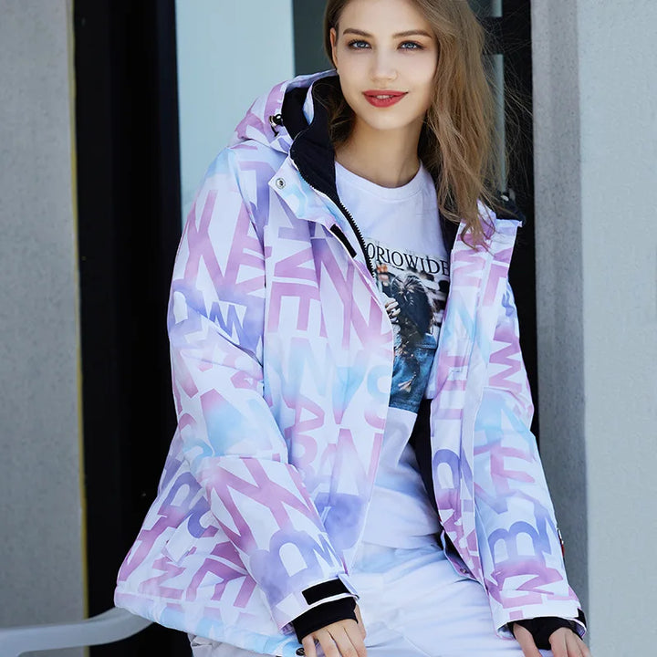 Skianzug Aurora für Damen: Vielseitige Outdoor-Sportbekleidung, funktional für den Winter.