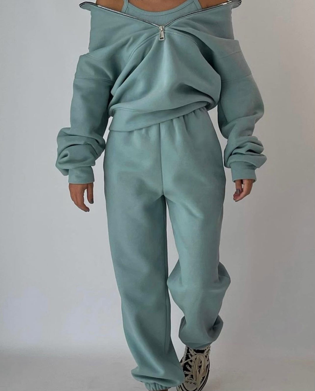 Weiches Damen Lounge Set, komfortabler Zweiteiler aus hochwertigem Stoff für entspannte Tage & Abende daheim.