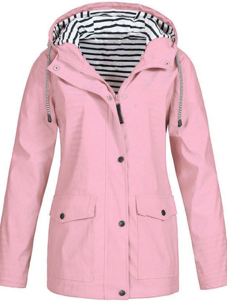 Zeitloser Damen Langmantel, wasser- & winddicht, elegant geschnitten. Deine stilvolle Herbstjacke.