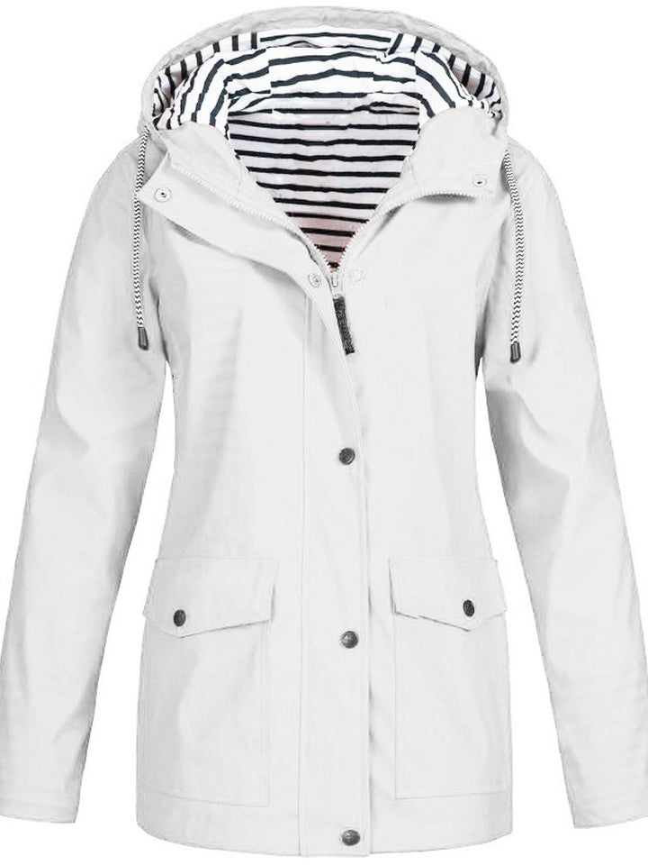 Schicker Damen Übergangs-Trenchcoat, winddicht & wasserdicht, in Beige. Stilvolle Herbstjacke.