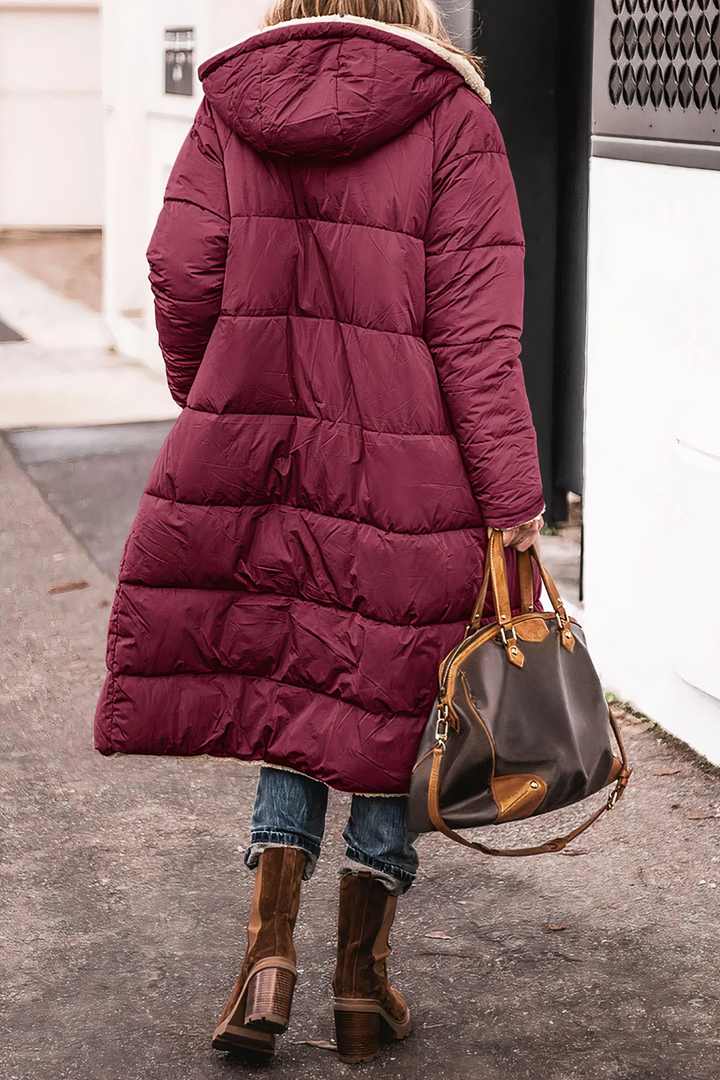 Gepolsterte Damen Parka: Wärmender, wendbarer Wintermantel, strapazierfähig und modisch für Outdoor.