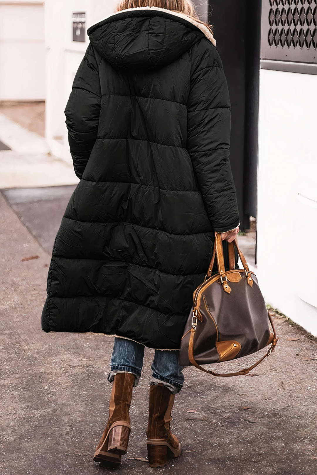 Wendbare Damen Winterjacke: Warmer Outdoor-Mantel, beidseitig tragbar, ideal für die kalte Jahreszeit.