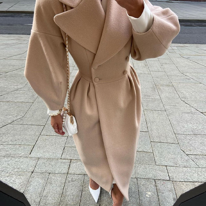 Stilvoller Damen-Trenchcoat-Mantel, klassisch und warm für Herbst & Wintermode.