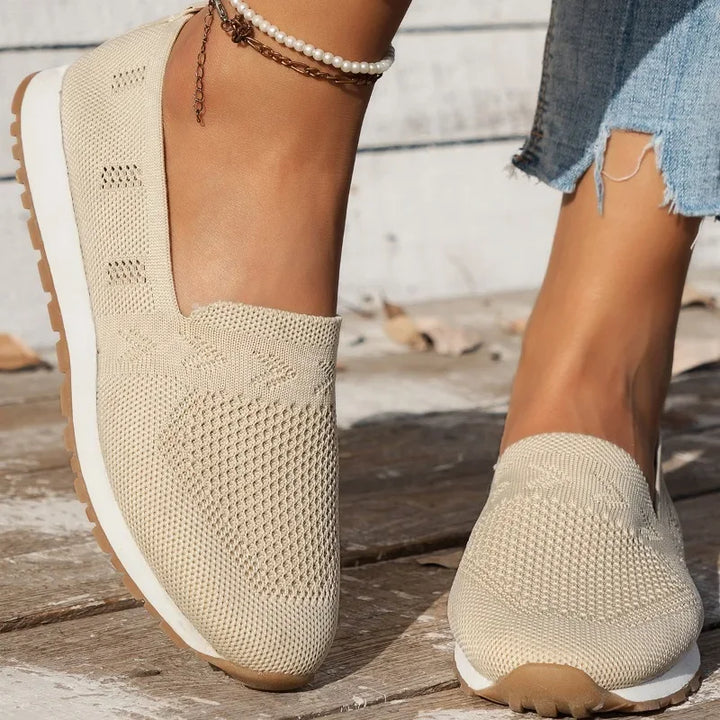 Slip-On Damen Komfortschuhe Olivia. Orthopädische Bequemschuhe, perfekt für Frühjahr, Sommer und Herbst.