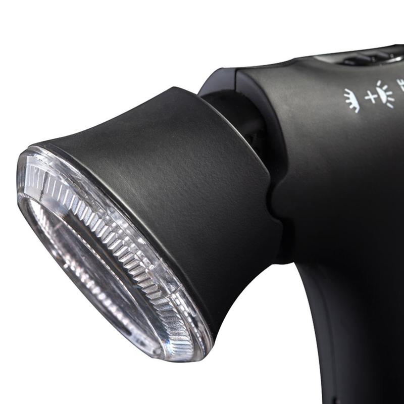 Hochwertige Nordic-Walking-Stöcke mit LED-Lichtfunktion. Perfekte Gehhilfe für Sicherheit im Dunkeln.