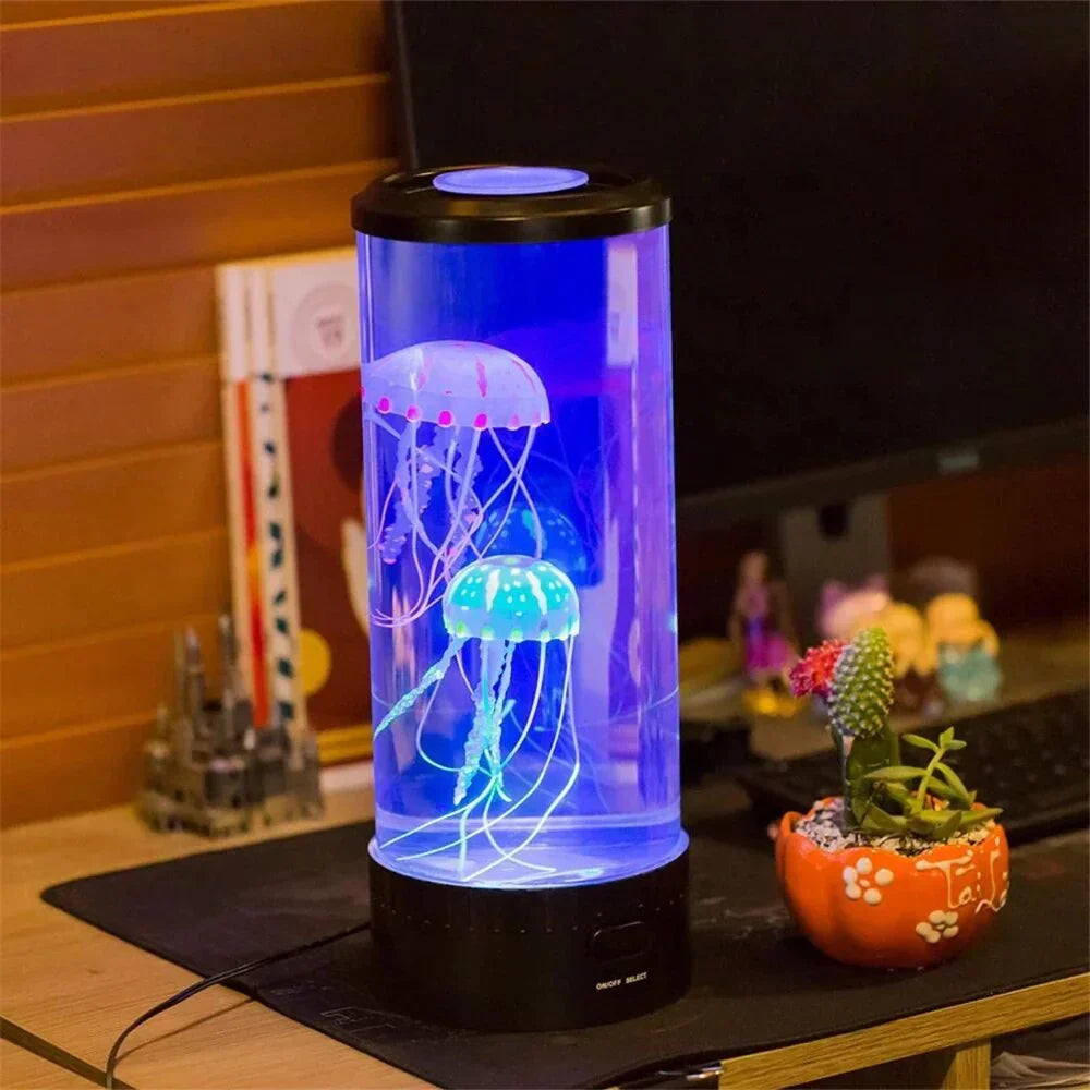 OceanGlow LED-Quallen-Tischlampe mit beruhigendem Farbwechsel-Stimmungslicht für Entspannung. Einzigartiges Wohnaccessoire.