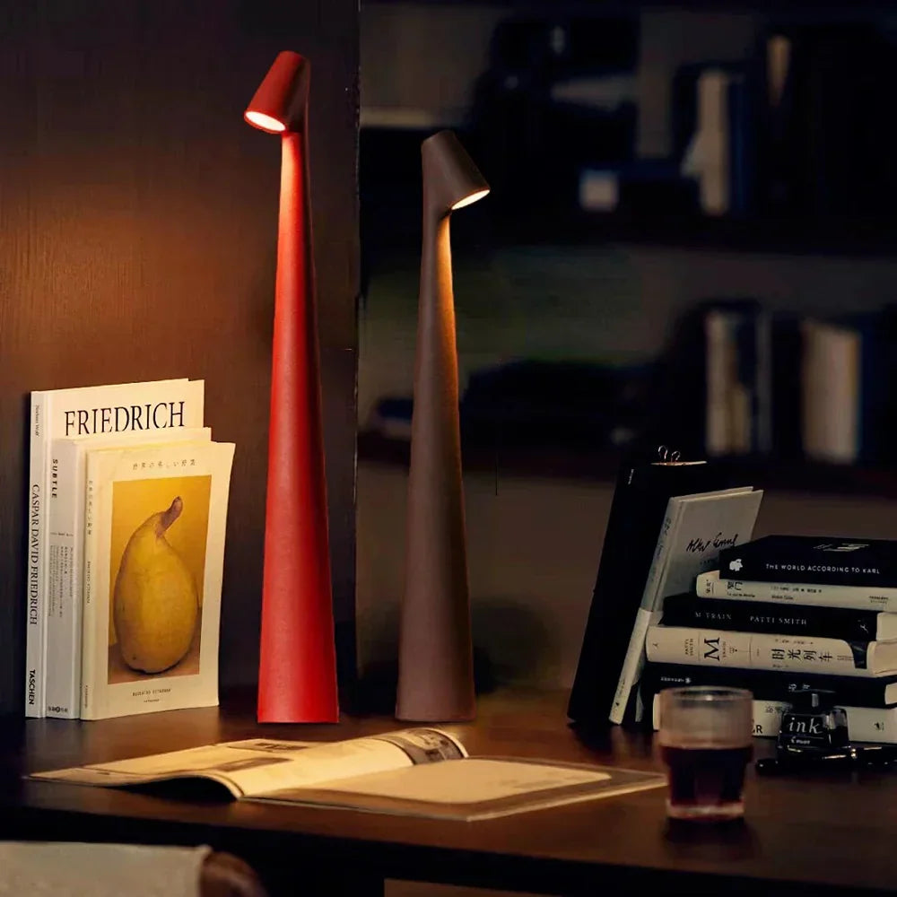 LunaLite Kabellose Tischlampe: Eine moderne, wiederaufladbare LED-Designlampe für stimmungsvolle Beleuchtung & Dekoration.