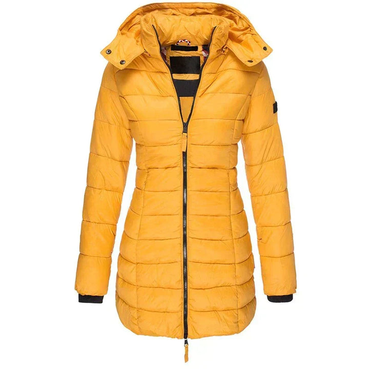 Elegante Damen Pufferjacke, taillierte Passform, warm und wasserabweisend, für kalte Wintertage.