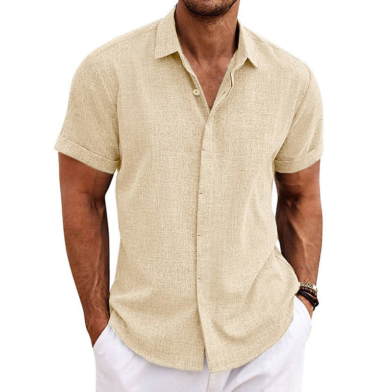 Elegantes Herren Kurzarmhemd für warme Tage. Atmungsaktives Sommerhemd mit Knopfleiste, ideal für Business Casual.