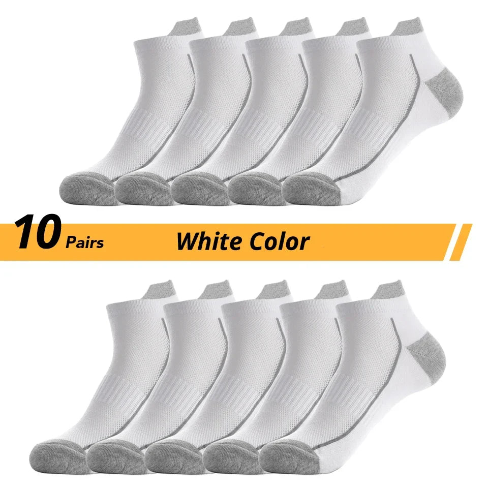 Anti-Geruchs Herren Sportsocken: atmungsaktiv & rutschfest für langanhaltende Frische. Im praktischen Mehrfachpack.