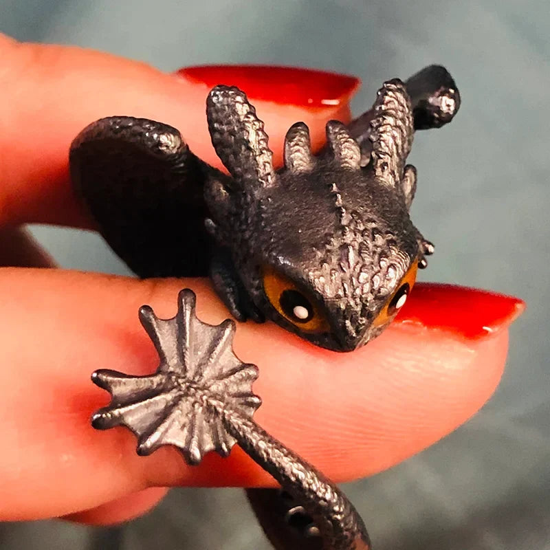 Elegante, verstellbare Drachen-Partnerringe aus glänzendem Edelstahl, ideal als Liebesgeschenk.