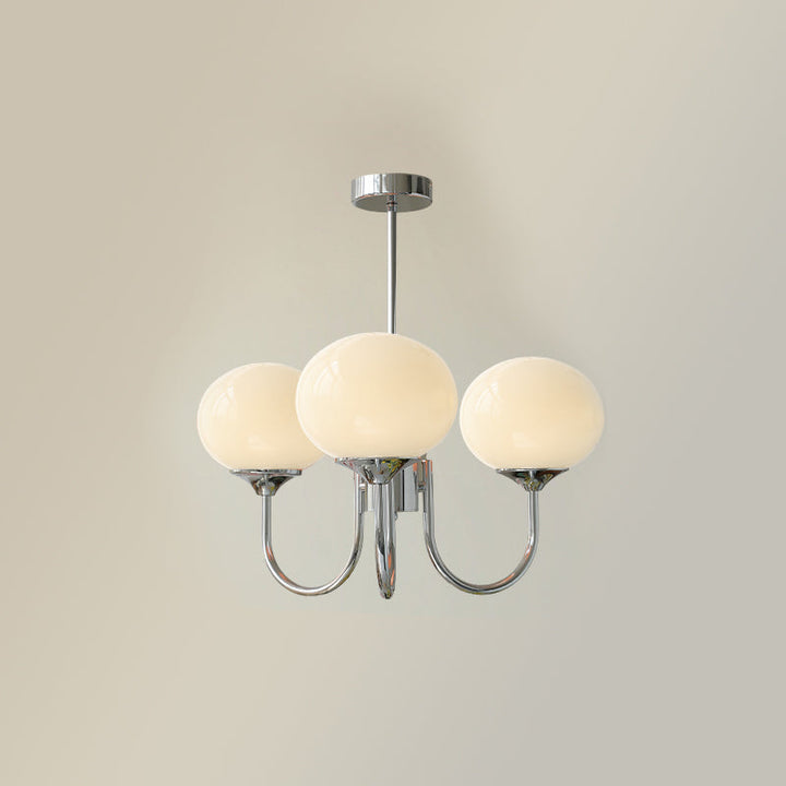 Moderner Kronleuchter, Glas mit Gold-Finish, stilvolle Deckenlampe.