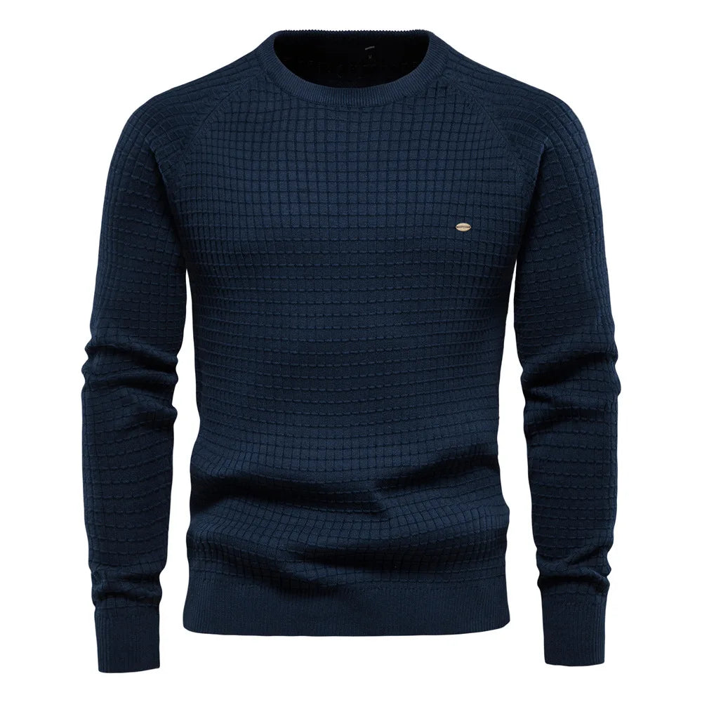 Weicher Herren Crewneck Pullover, Langarm. Dein komfortabler Begleiter durch Herbst und Winter.
