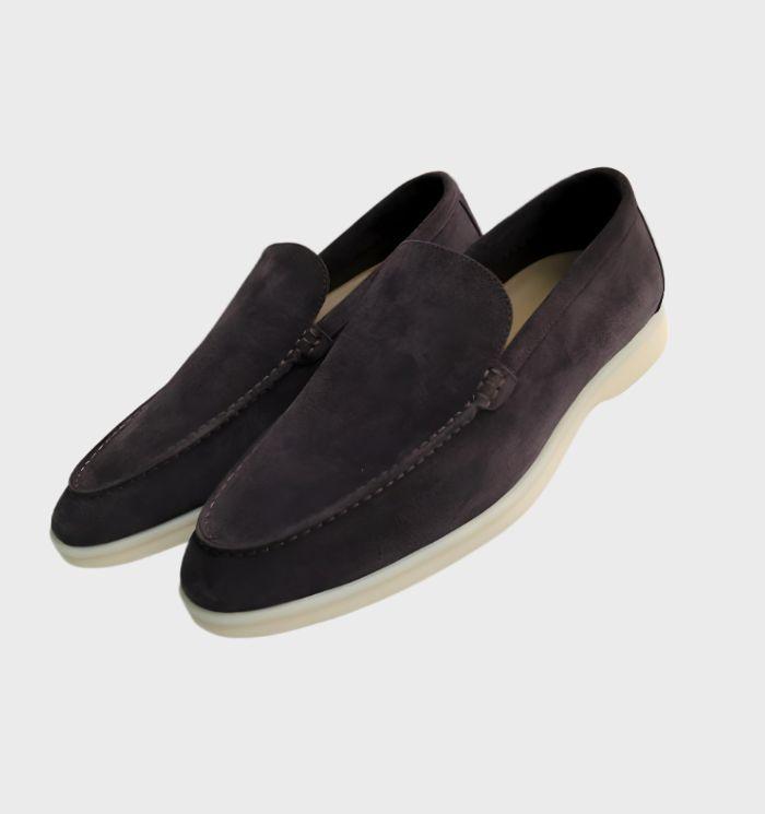 Stilvolle Herren Loafer Milo für Business-Casual-Looks. Hochwertige Slipper & Bequemschuhe für elegante Herrenmode.