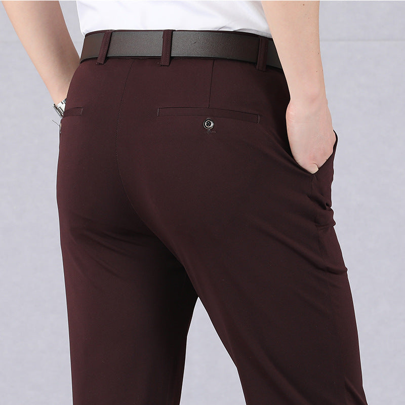 Stilvolle Herrenhose Alex im Slim Fit Design. Bequeme Stretchhose für modische Looks.