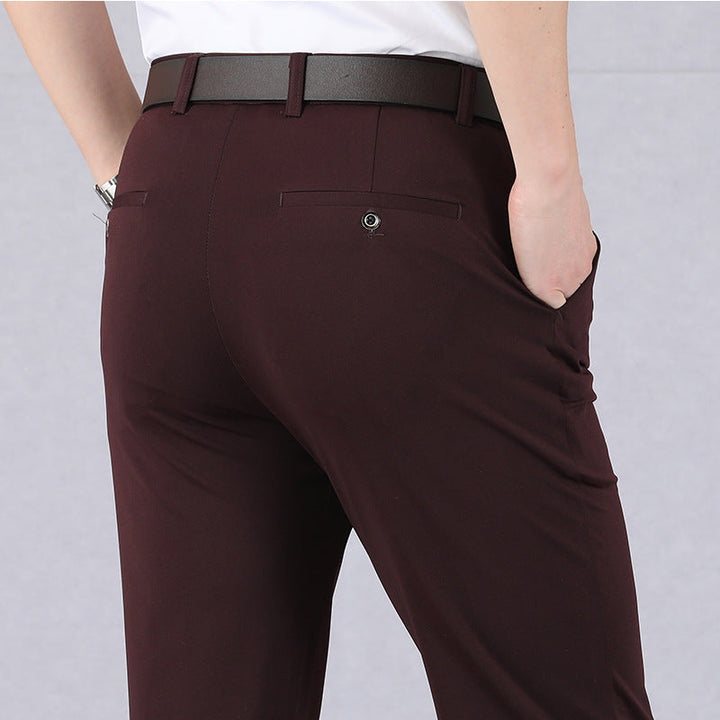 Stilvolle Herrenhose Alex im Slim Fit Design. Bequeme Stretchhose für modische Looks.