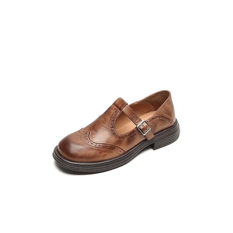 Praktische Damen Mary Janes mit verstellbarem Riemen und bequemer Passform. Ideal als Freizeitschuh & Business Casual.