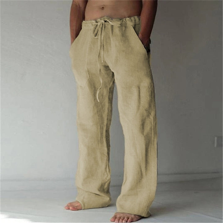 Atmungsaktive Herren Leinenhose Elias, weiter Schnitt, für maximalen Komfort im Sommer.
